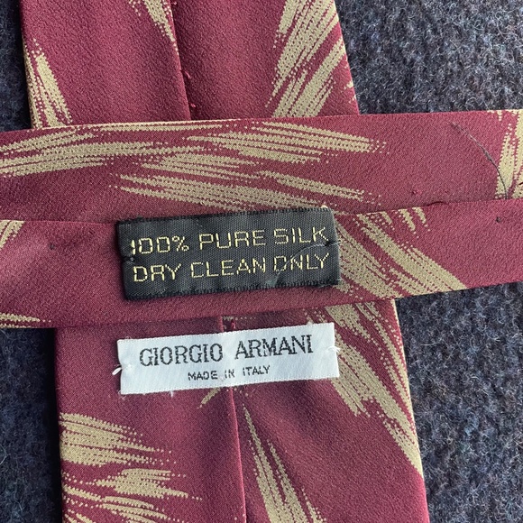 Giorgio Armani Neck Tie - Picture 5 of 5